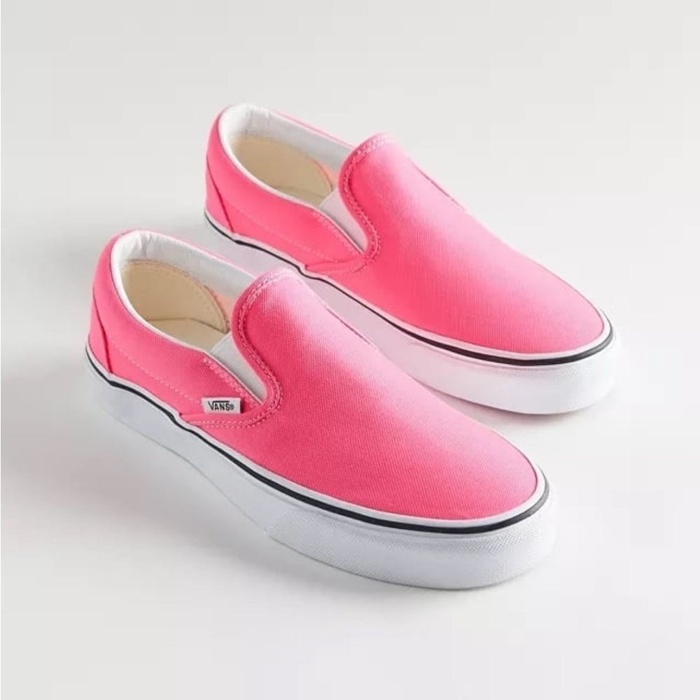 Vans Classic Slip-On Sneakers in Hot Pink